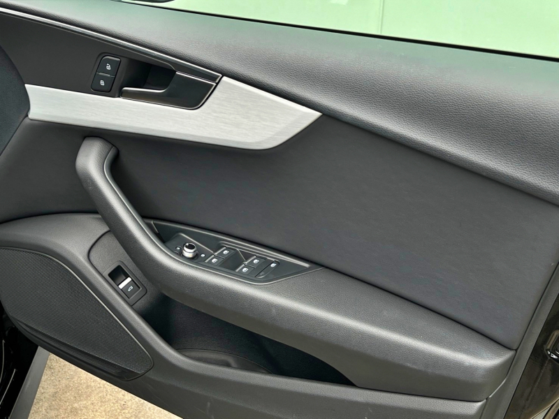 アウディ A5 中古車