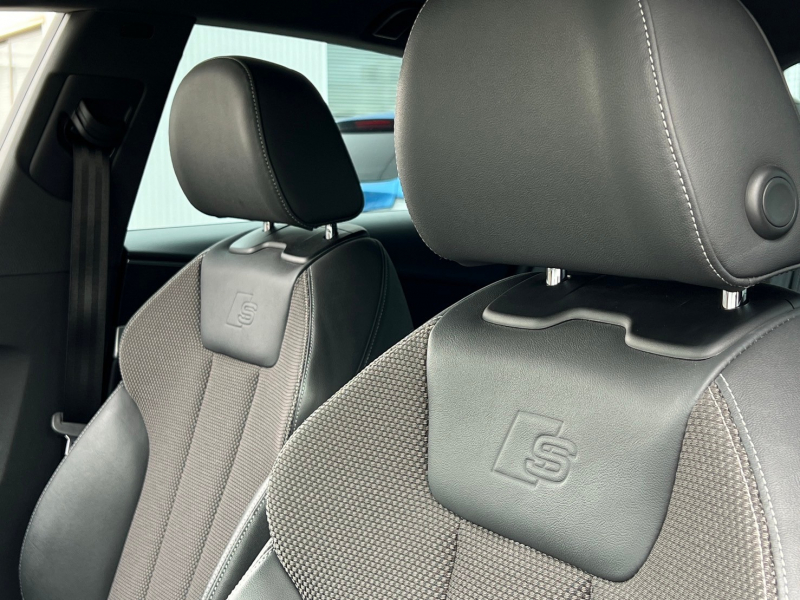 アウディ A5 中古車