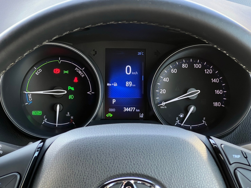 トヨタ C-HR 中古車