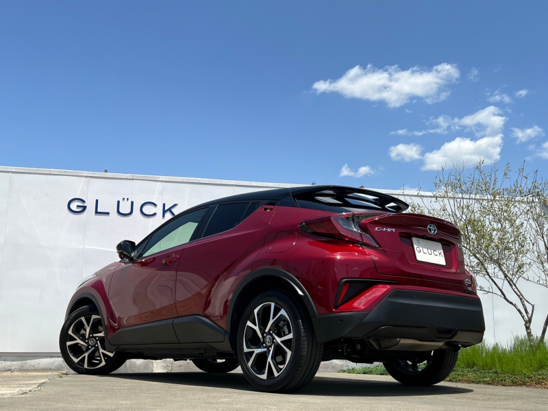 トヨタ C-HR 中古車