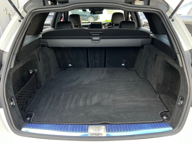 メルセデスベンツ Cクラス 中古車