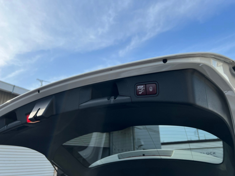 メルセデスベンツ Cクラス 中古車