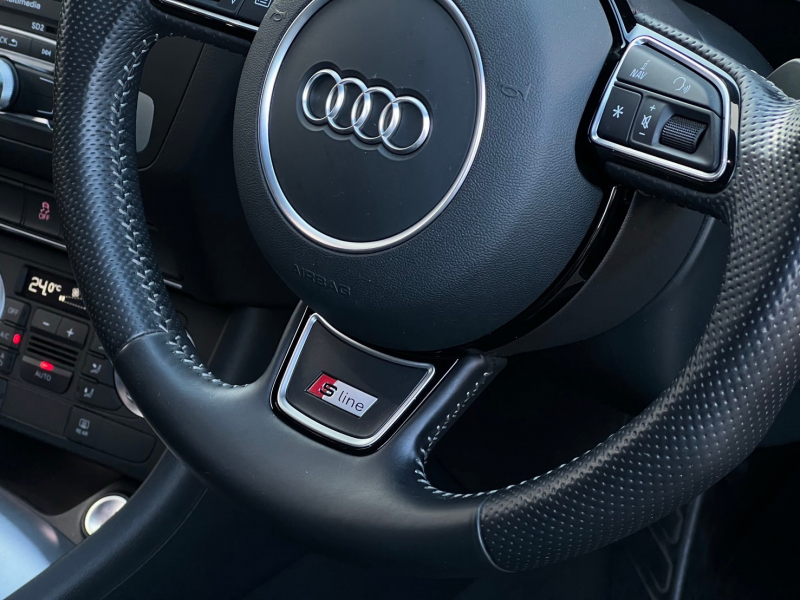 アウディ Q3 中古車