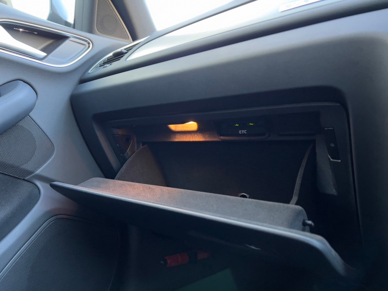アウディ Q3 中古車