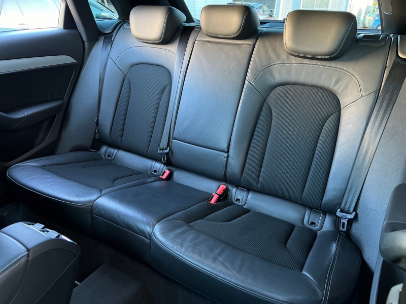 アウディ Q3 中古車
