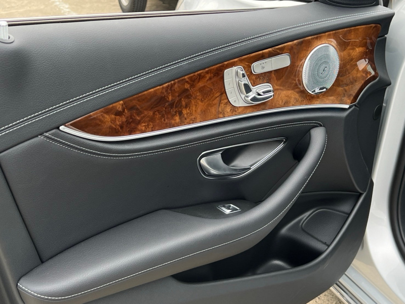 メルセデスベンツ Eクラス 中古車