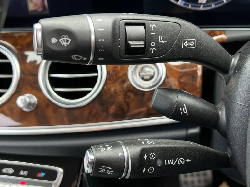 メルセデスベンツ Eクラス 中古車