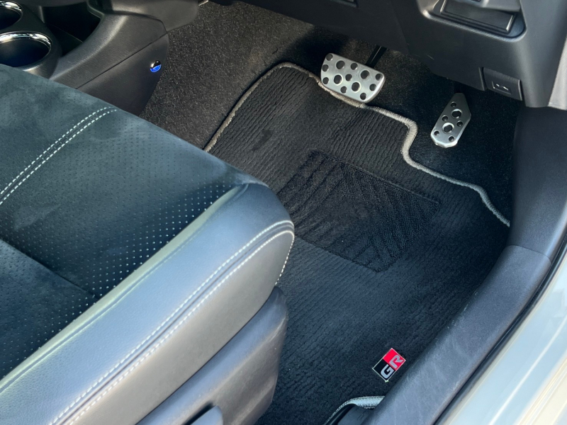 トヨタ アクア 中古車