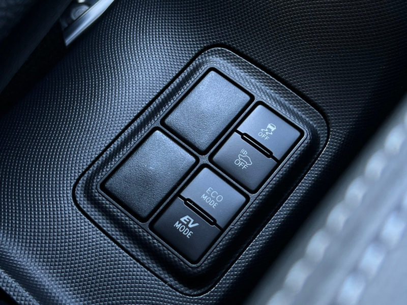 トヨタ アクア 中古車