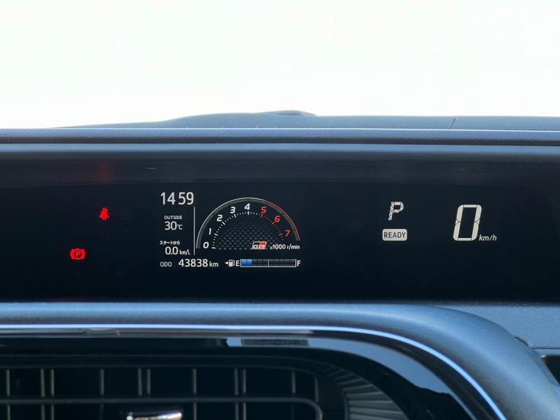 トヨタ アクア 中古車