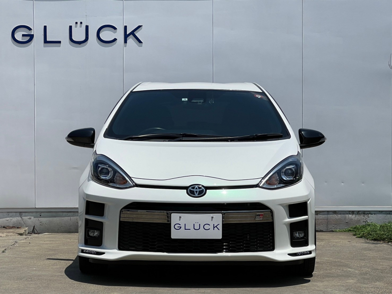 トヨタ アクア 中古車