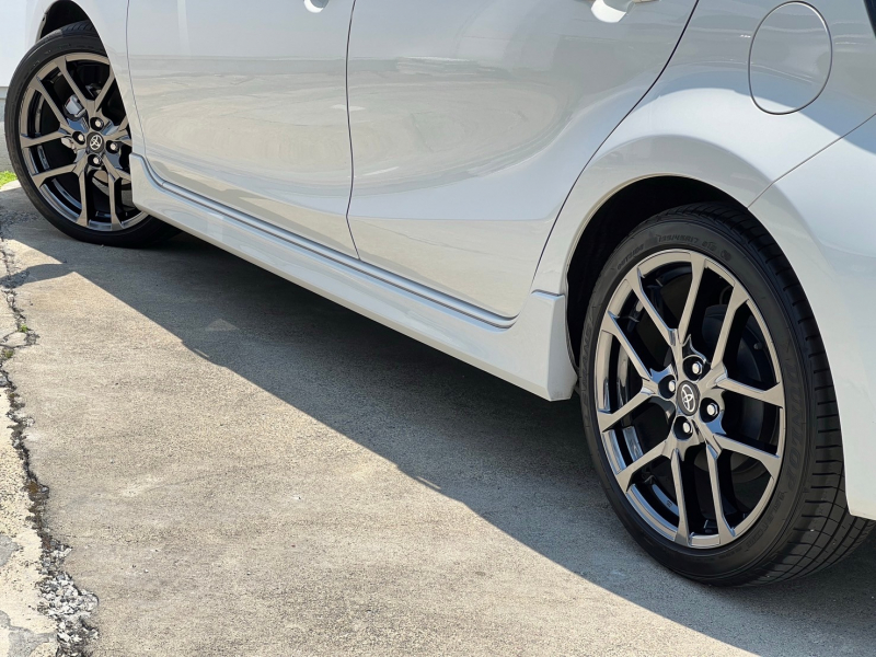 トヨタ アクア 中古車