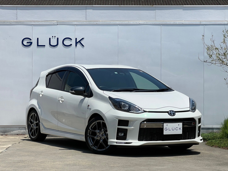 トヨタ アクア 中古車