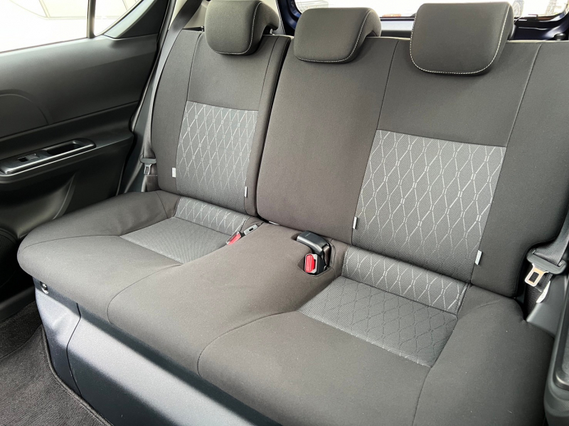 トヨタ アクア 中古車