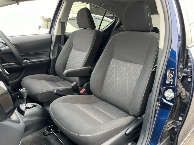 トヨタ アクア 中古車