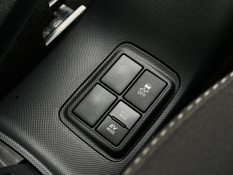 トヨタ アクア 中古車