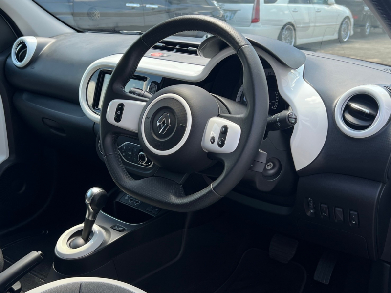 ルノー トゥインゴ 中古車