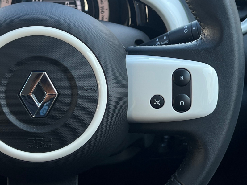 ルノー トゥインゴ 中古車