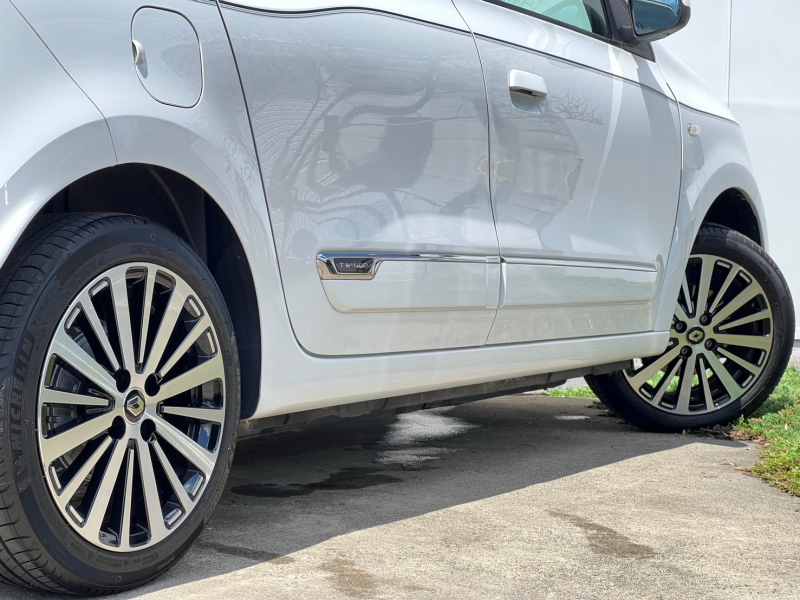 ルノー トゥインゴ 中古車