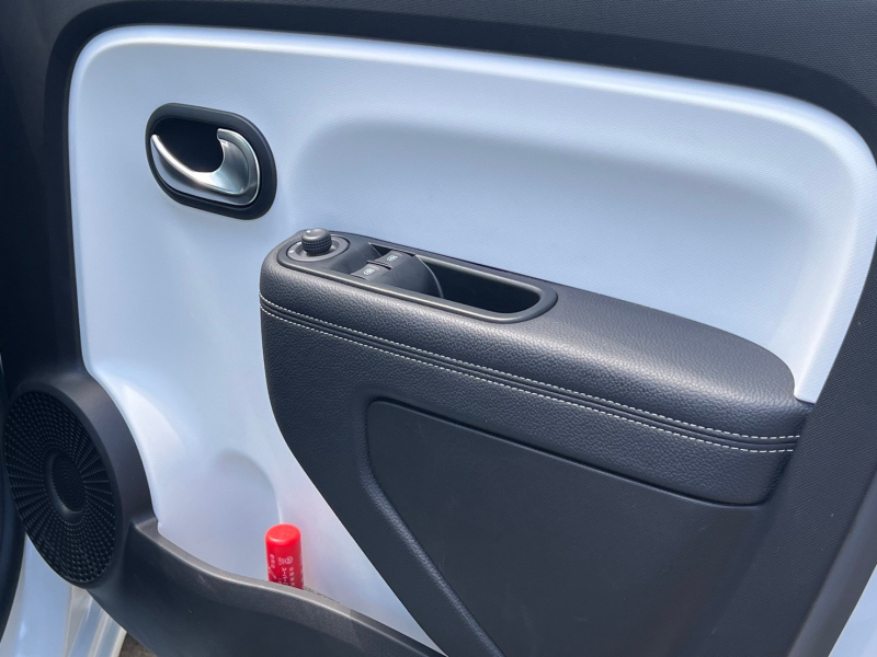 ルノー トゥインゴ 中古車