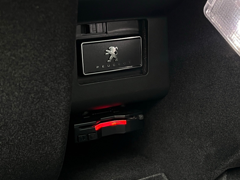 プジョー 3008 中古車