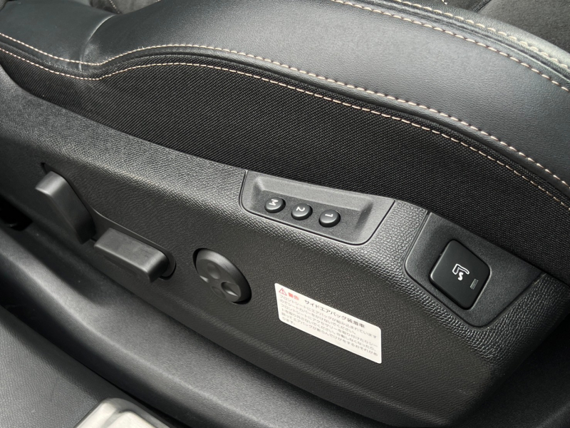 プジョー 3008 中古車