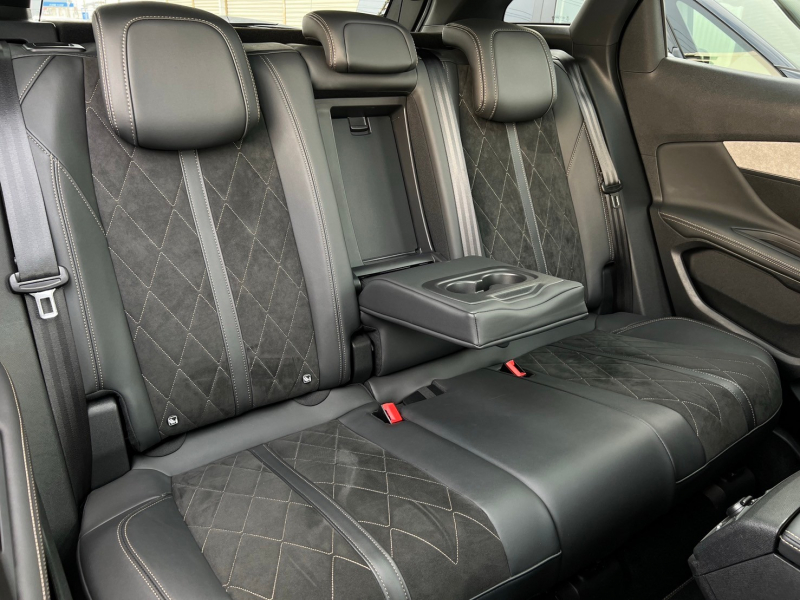 プジョー 3008 中古車