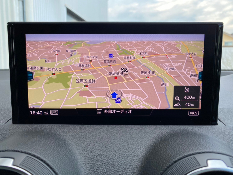 アウディ Q2 中古車