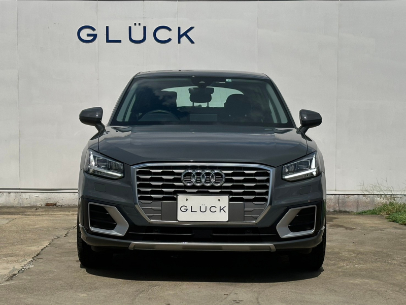 アウディ Q2 中古車