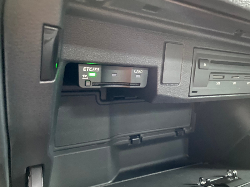 アウディ Q2 中古車