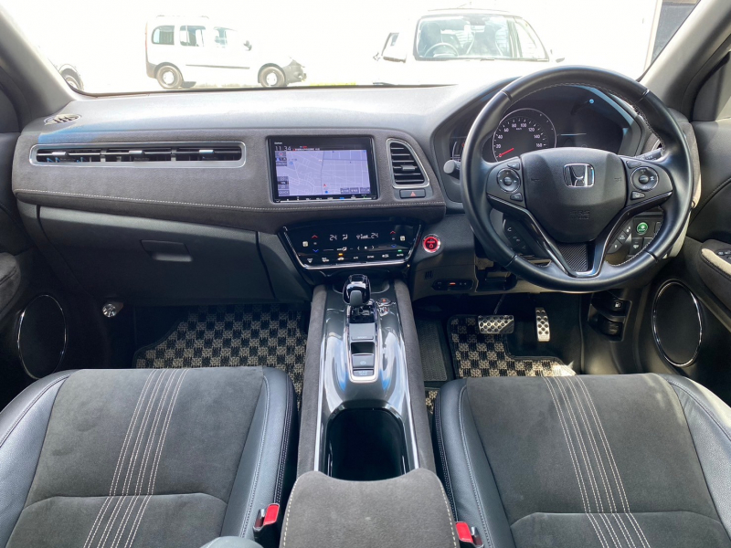 ホンダ ヴェゼル 中古車