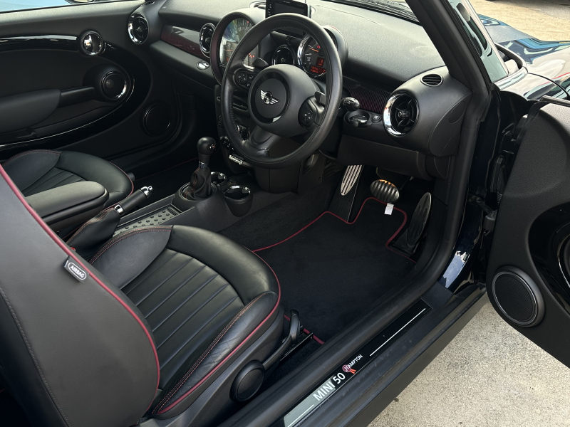 MINI(ミニ) ミニクラブマン 中古車