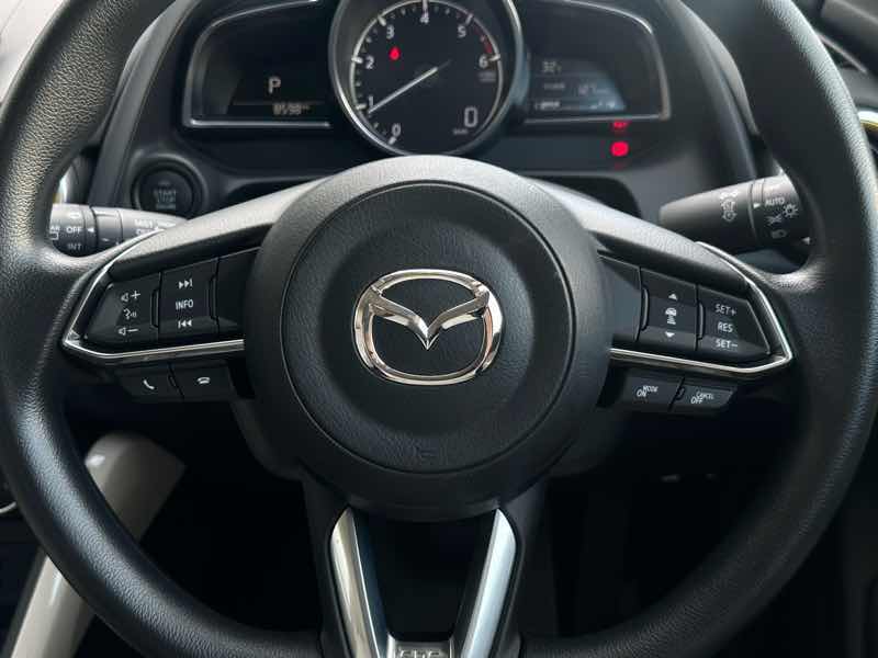 マツダ MAZDA 2 中古車