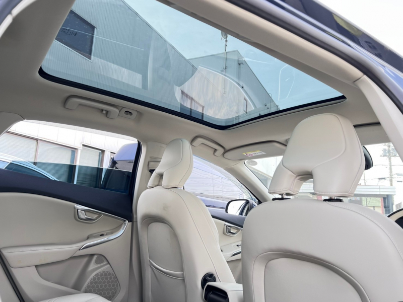 ボルボ V40 中古車