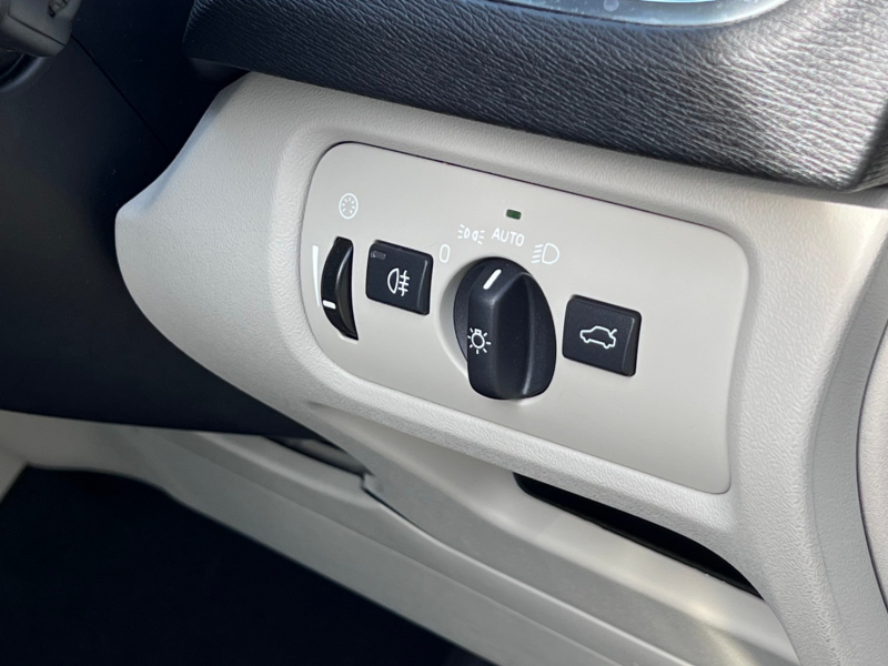 ボルボ V40 中古車