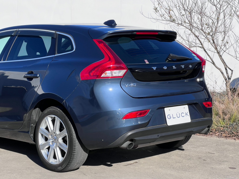 ボルボ V40 中古車