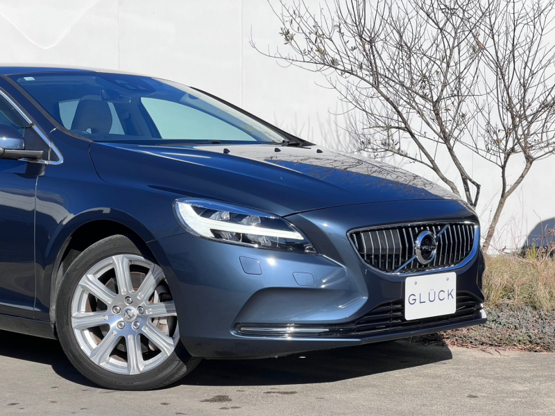 ボルボ V40 中古車