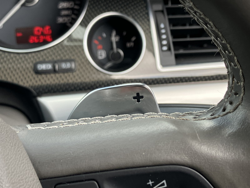 アウディ S8 中古車