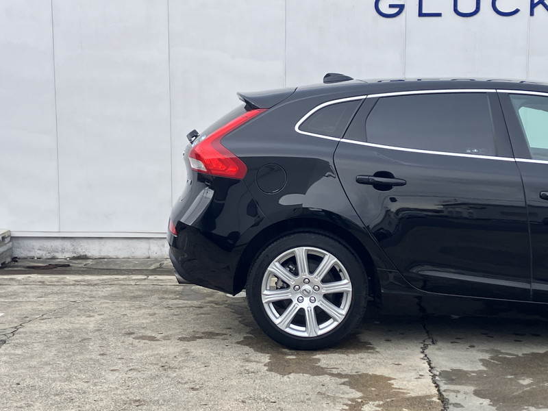 ボルボ V40 中古車