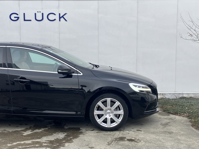 ボルボ V40 中古車