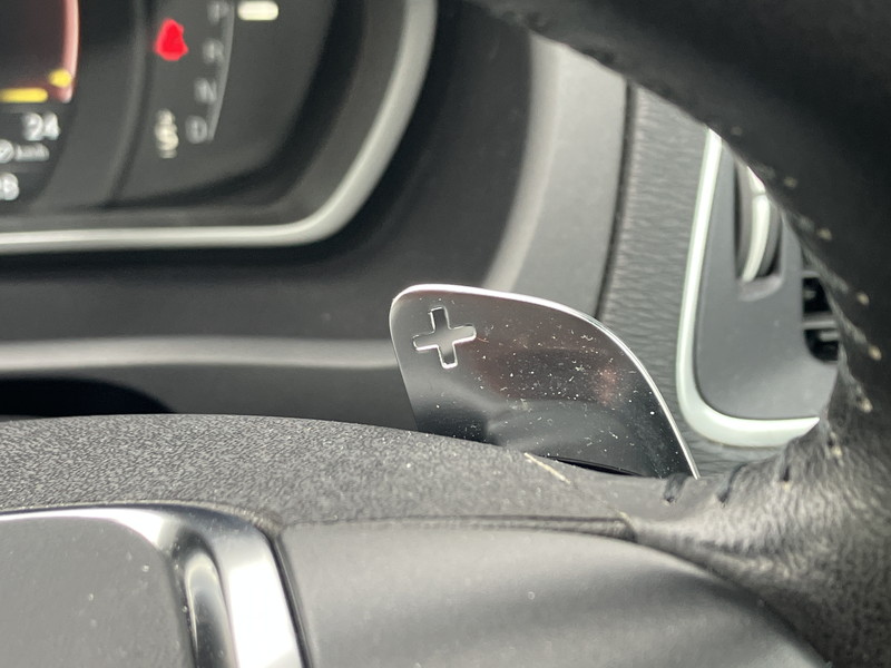 ボルボ V40 中古車