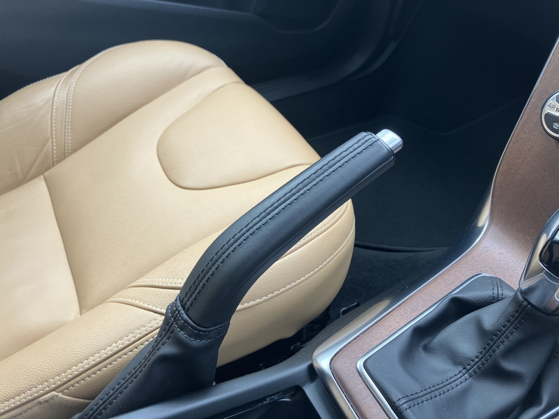 ボルボ V40 中古車