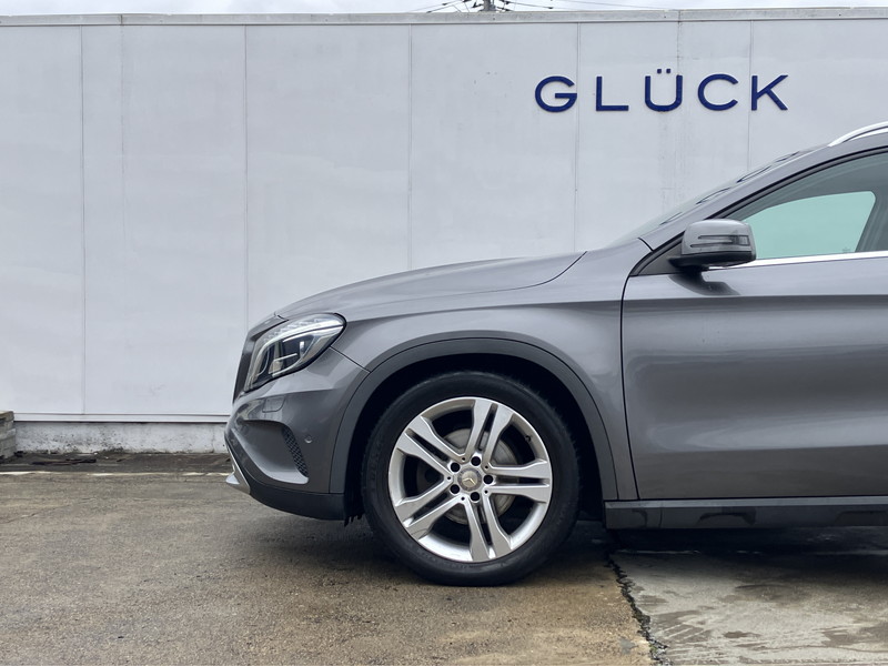 メルセデスベンツ GLA 中古車