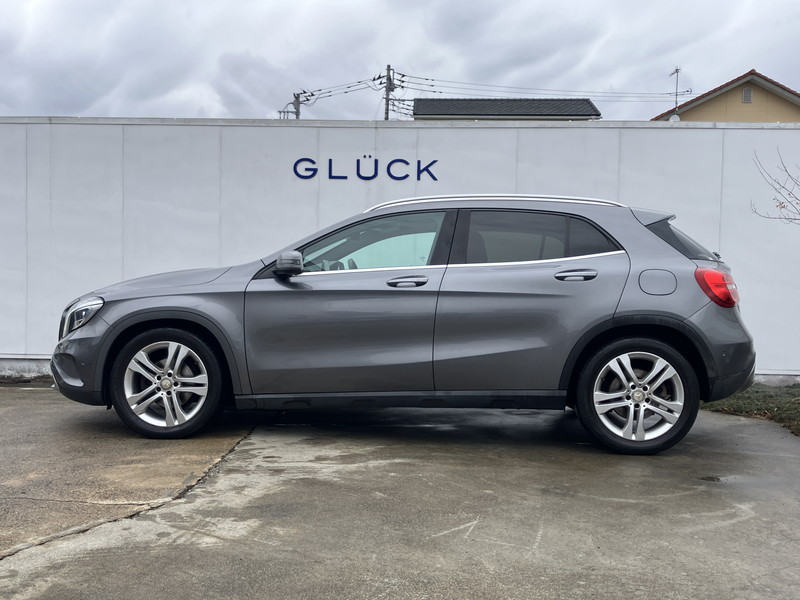 メルセデスベンツ GLA 中古車