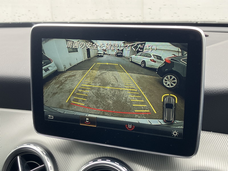 メルセデスベンツ GLA 中古車