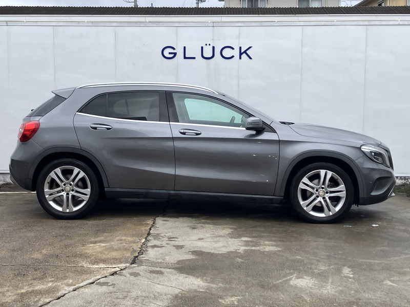 メルセデスベンツ GLA 中古車