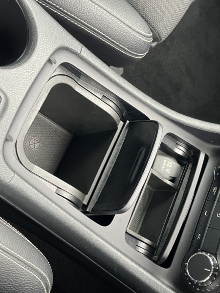 メルセデスベンツ GLA 中古車