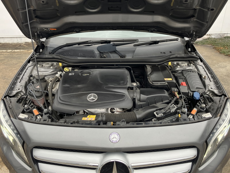 メルセデスベンツ GLA 中古車