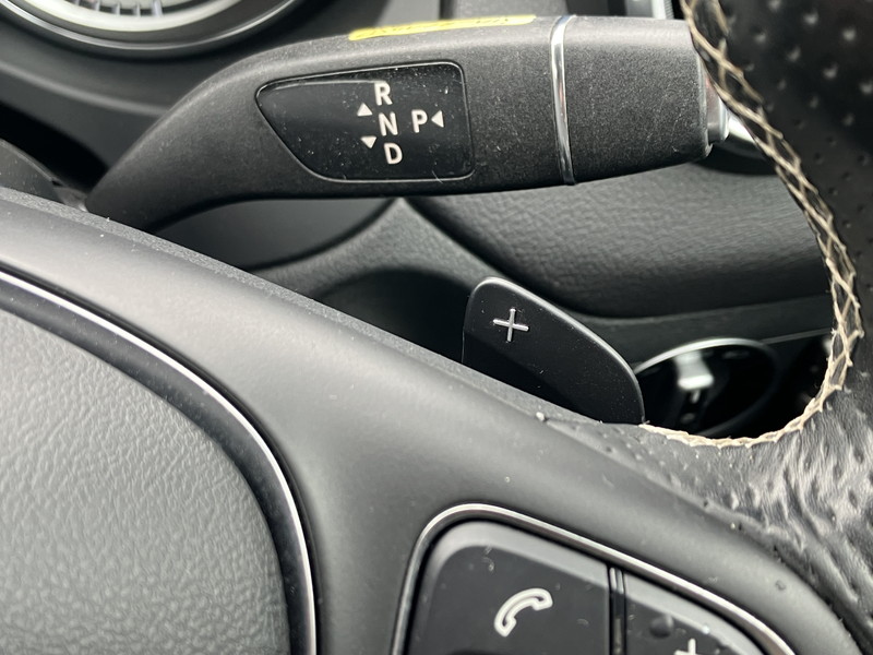 メルセデスベンツ GLA 中古車