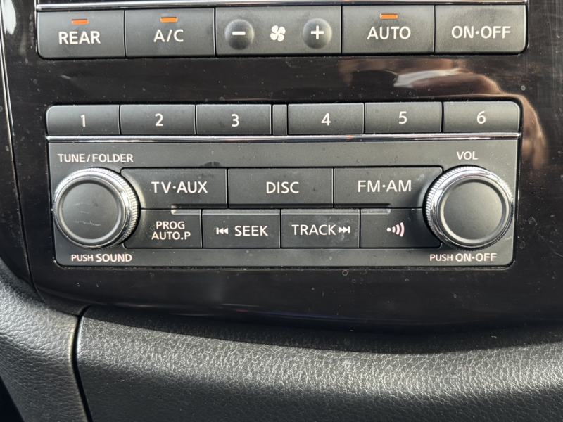 日産 エルグランド 中古車